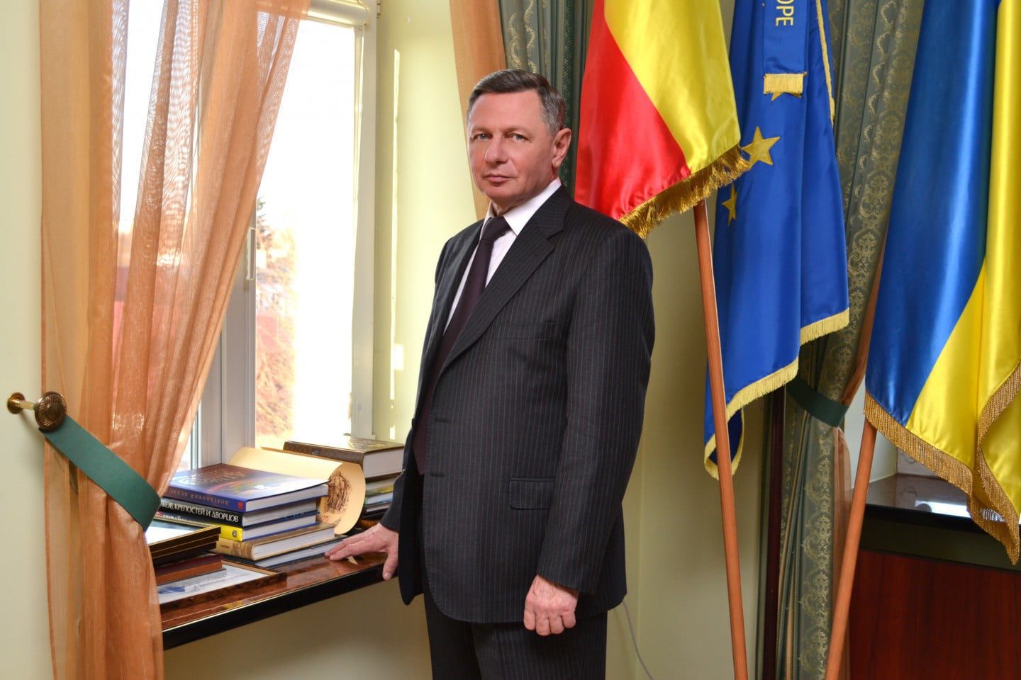 микола романюк